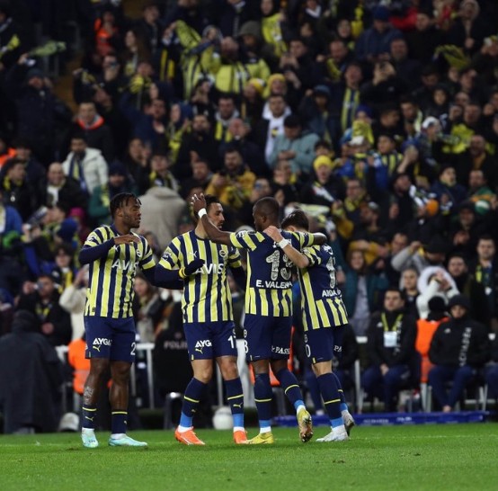 Fenerbahçe, Kasımpaşa'yı 5-1 mağlup etti!